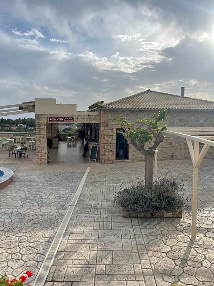 Kolokotronis Hotel & Spa