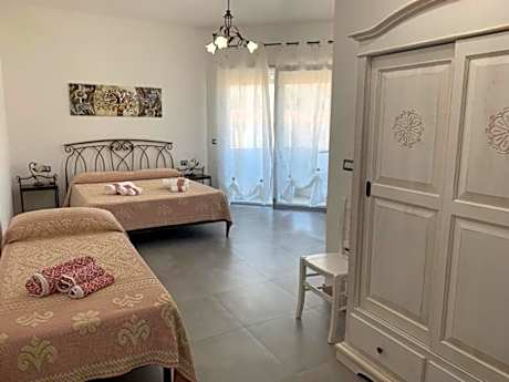 Triple Room with Balcony