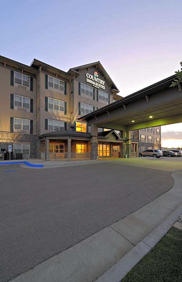 Country Inn & Suites by Radisson, Grand Forks, ND