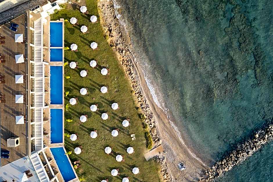Cavo Orient Beach Hotel & Suites