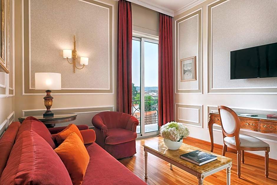 Sina Villa Medici, Autograph Collection