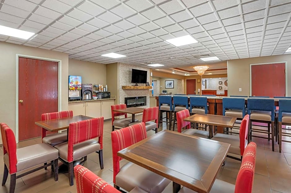 Comfort Inn & Suites Dayton