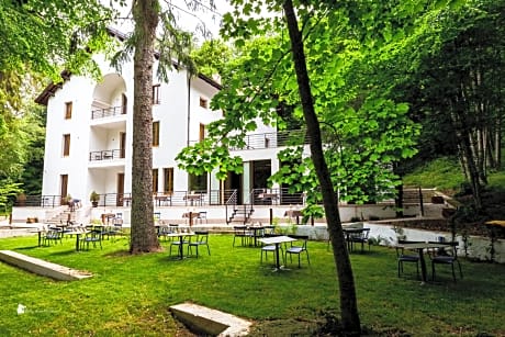 Elda Hotel