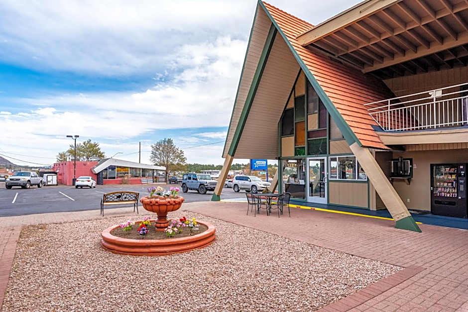 Americas Best Value Inn & Suites Flagstaff