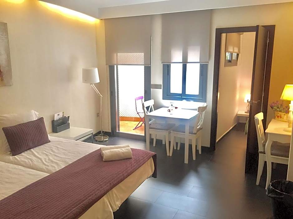 Barcelona Fifteen central Aparthotel