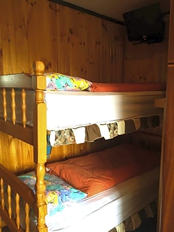 Standard Twin Shared Bunk Room