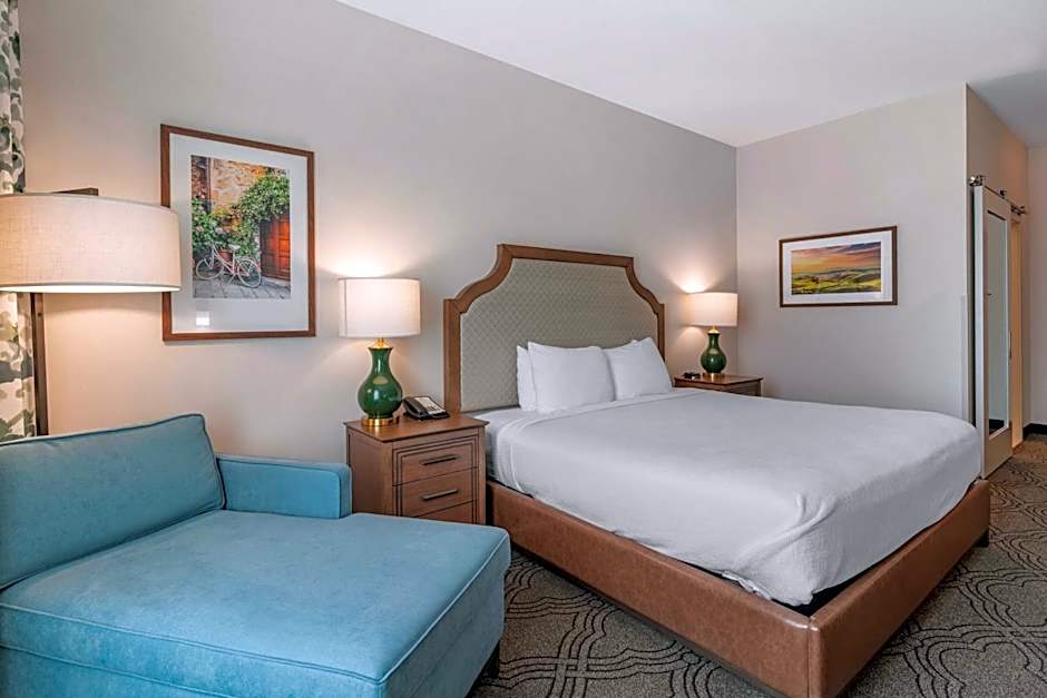 Best Western Premier Pasco Inn & Suites