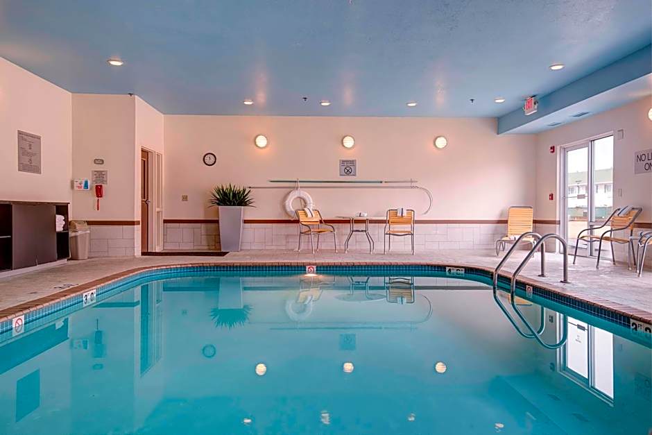 Comfort Inn & Suites Green Bay Stadium Area