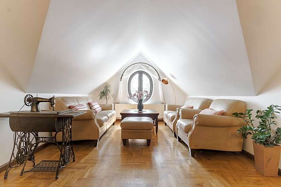 Apartamenty w Dworku Cheval