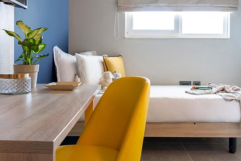 Antoniel Suites