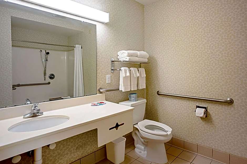 Quality Inn Frontier At U.S. Hwy 30