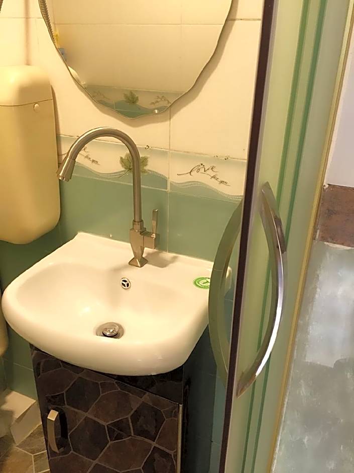 Geo-Home Holiday Hotel