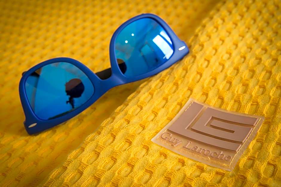 Mari Kristin Beach Hotel