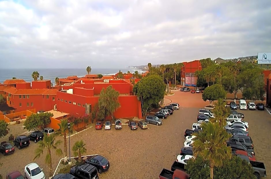 Puerto Nuevo Baja Hotel & Villas