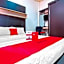 RedDoorz Plus near Isola UPI