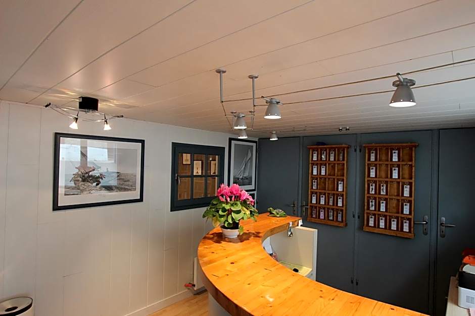 Residence Hoteliere Sarah Bernard