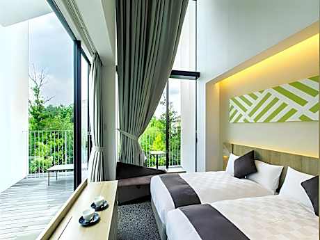 Garden Terrace Saga Hotel & Resort
