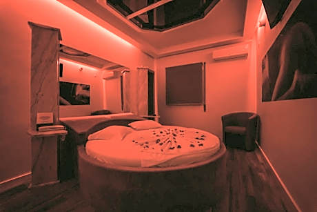 Double Room with Spa Bath