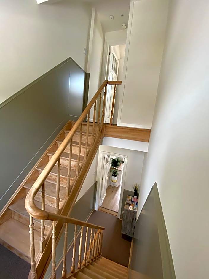 LOGIES-M Comfort Studios Inc Bikes B&B