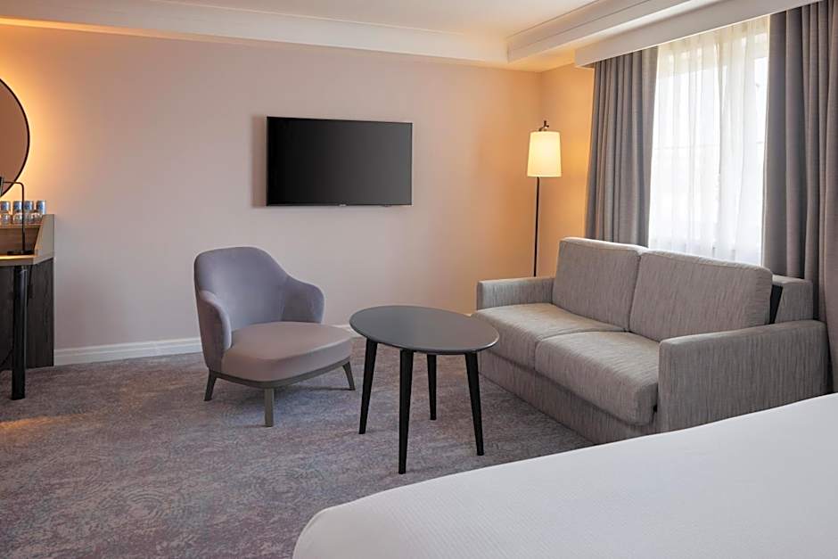 DoubleTree by Hilton Bath