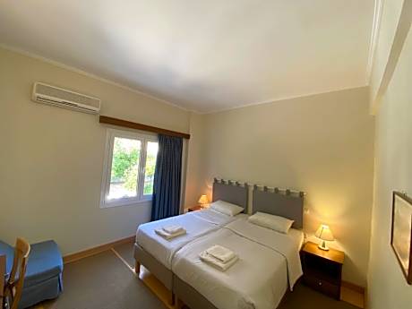 Budget Twin Room with no Balcony