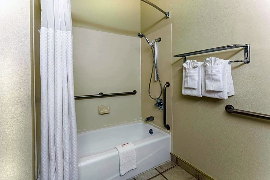 Days Inn by Wyndham Colorado Springs Airport