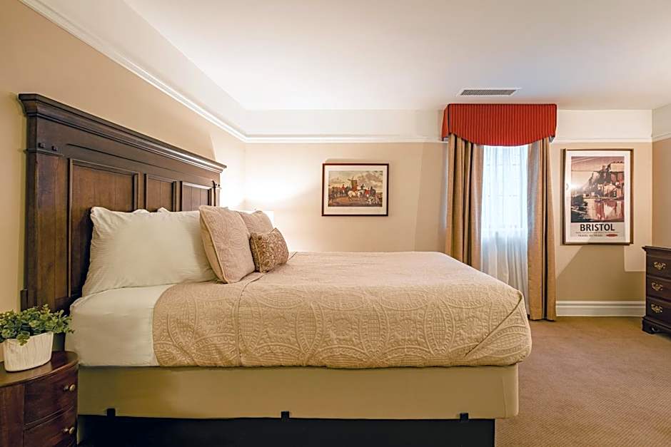 Red Coach Inn