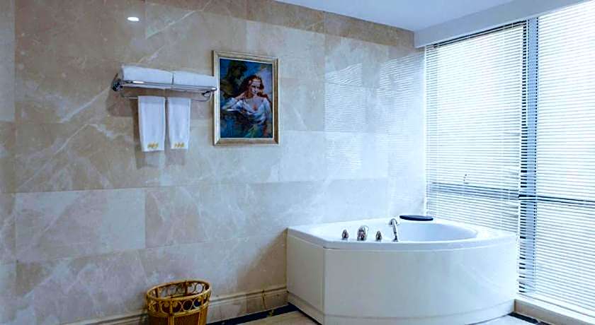 Manhatton Hotel Beihai