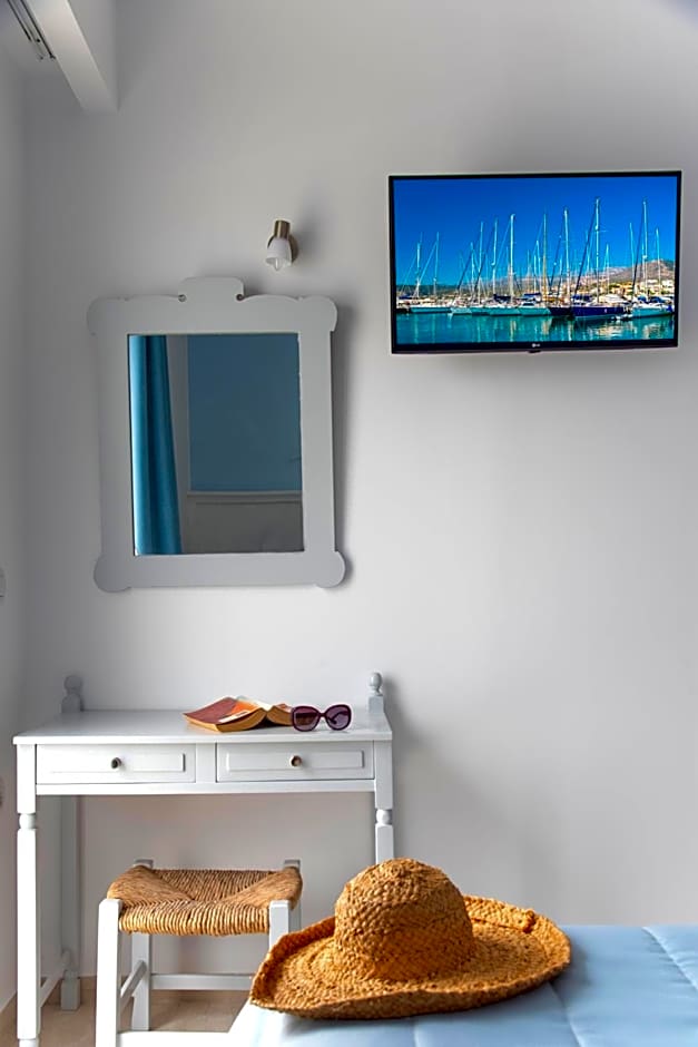 Naiades Marina Hotel