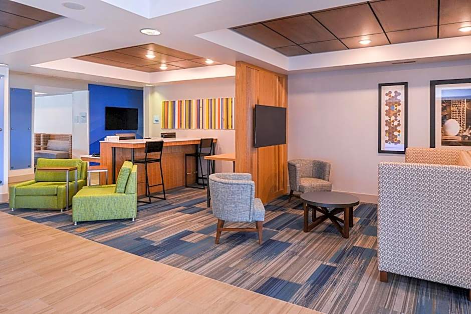 Holiday Inn Express Hotel & Suites Urbana-Champaign-U of I Area By IHG