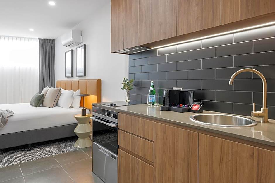 Punthill Essendon North