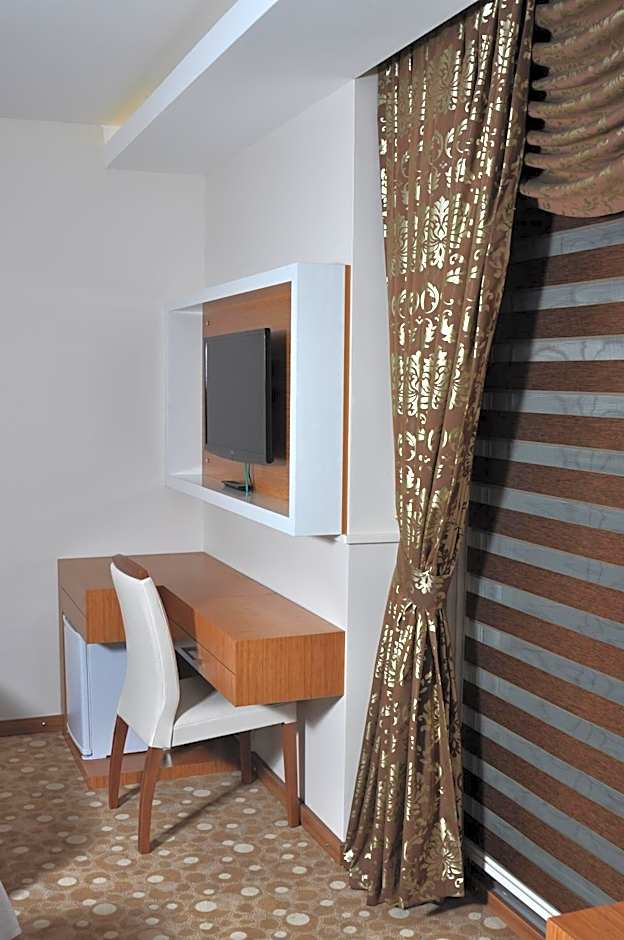 Cebeciler Hotel