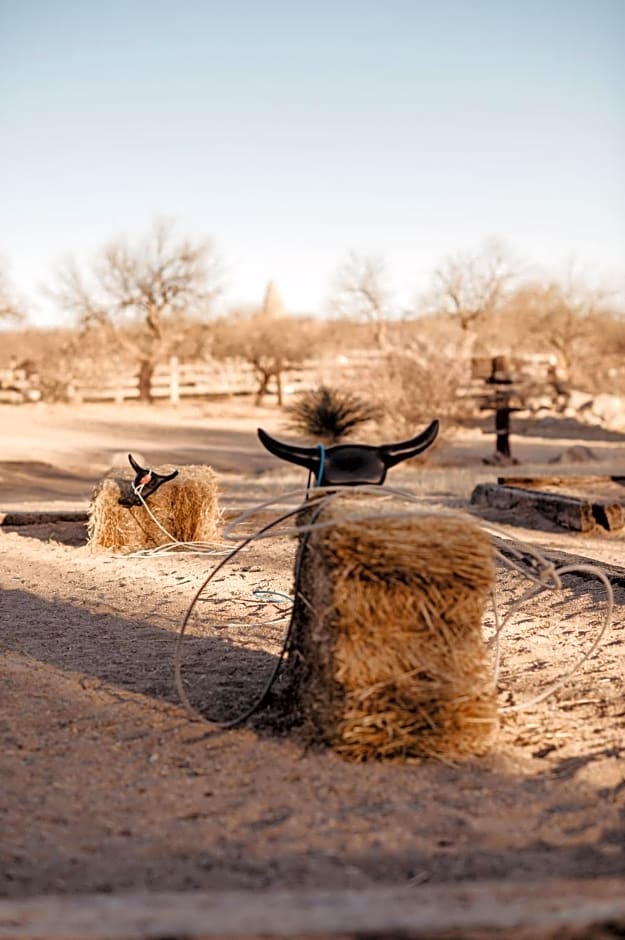 Tombstone Monument Guest Ranch