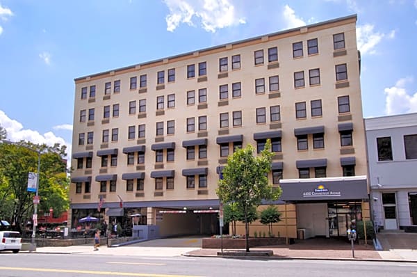 Days Inn Connecticut Avenue