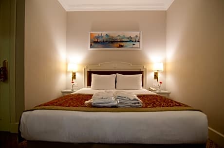 Special Offer - Economy Double or Twin Room