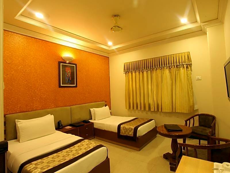 Wingston A Treehouse Hotel - Mathura
