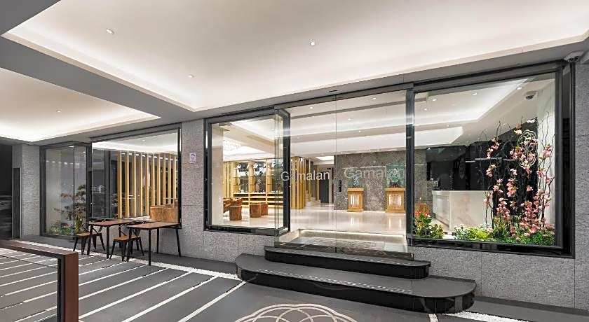 Gamalan FL Spring Hotel