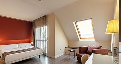 Deluxe Double or Twin Room with Spa Bath