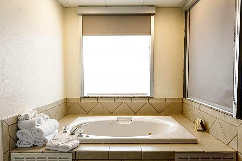 Savannah House Hotel