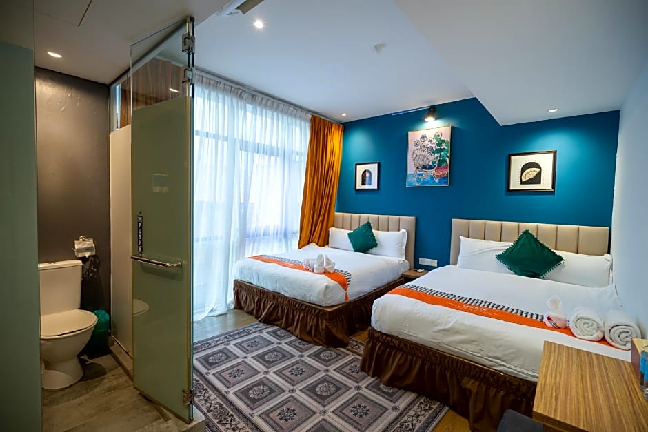 Apollo Inn