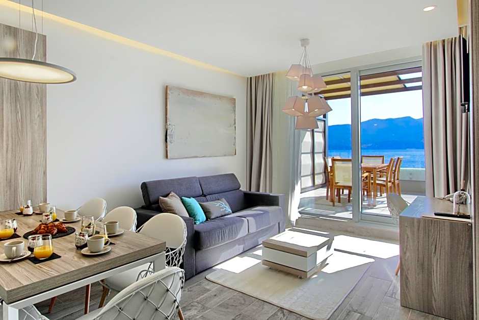 Kalamota Beach House