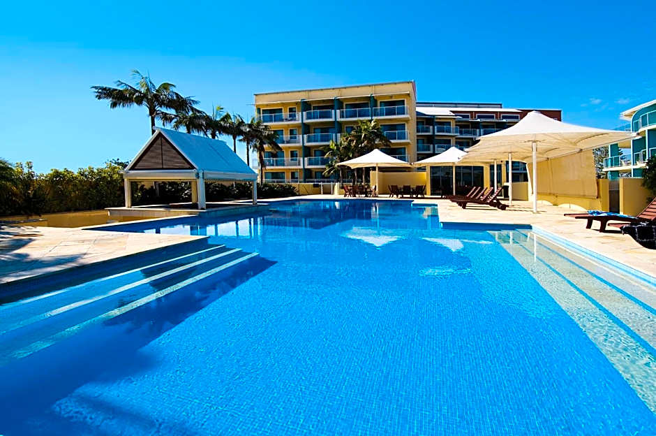 Oaks The Entrance Waterfront Suites