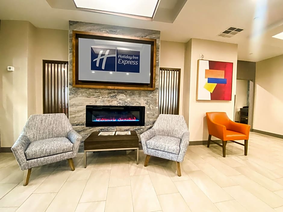Holiday Inn Express & Suites Frazier Park By IHG