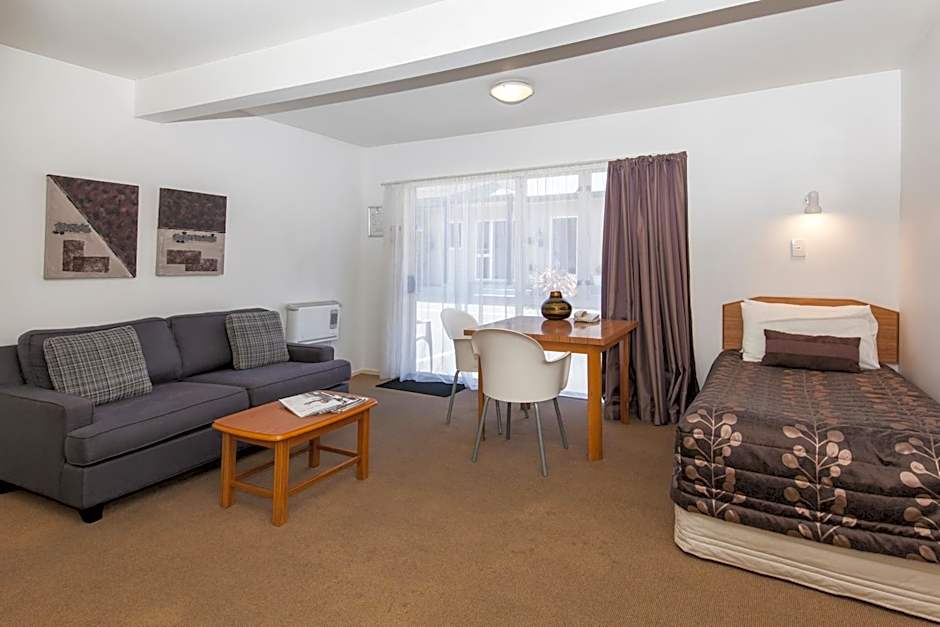 Casino Court Motor Lodge