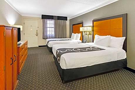 Deluxe Double Room with Two Double Beds