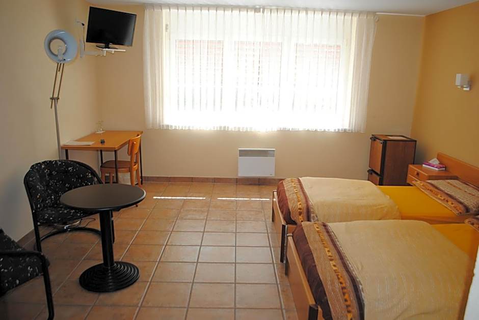 Motel - Hôtel La Poularde