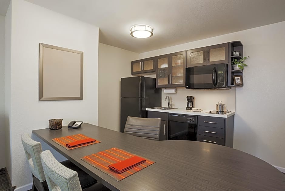 Candlewood Suites HARTFORD DOWNTOWN