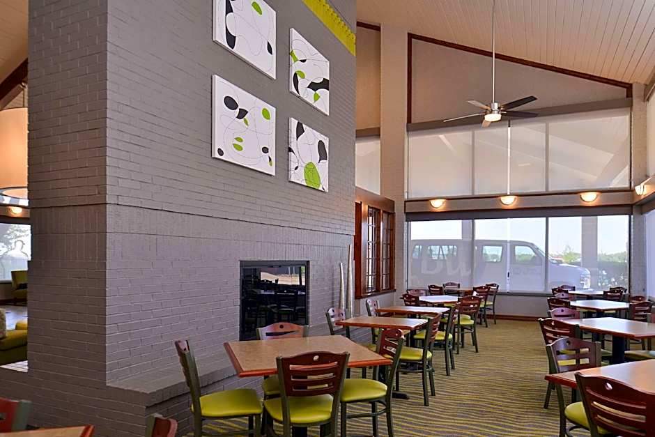 Irving Inn and Suites at DFW Airport