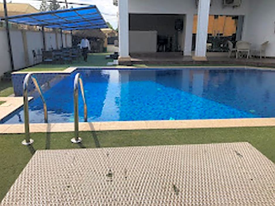 De Brit Hotel