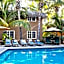 The Bungalows Hotel